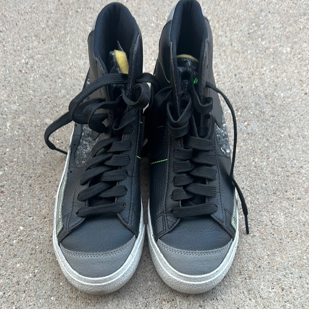 Hi top blazers